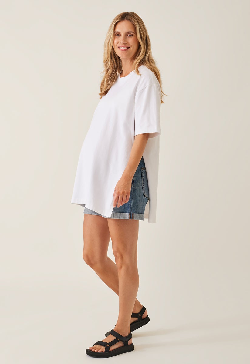 Oversized maternity t-shirt with slit - White