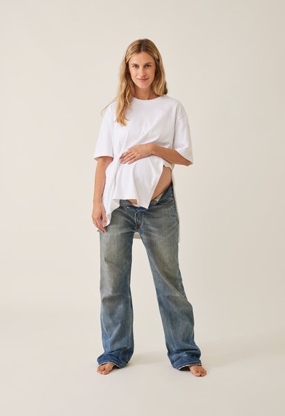 Oversized maternity t-shirt with slit - White