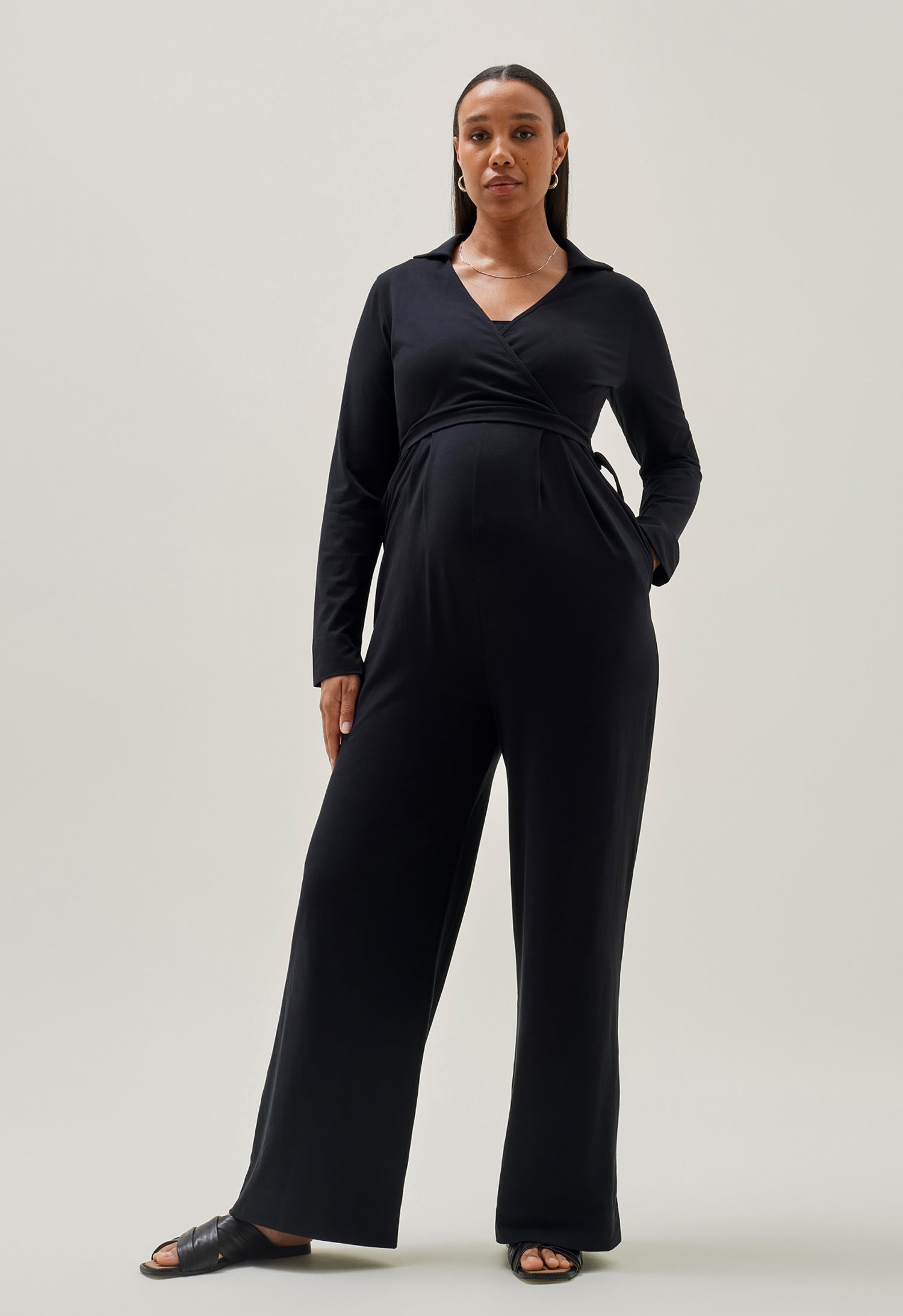 Maternity jumpsuit with collar Black